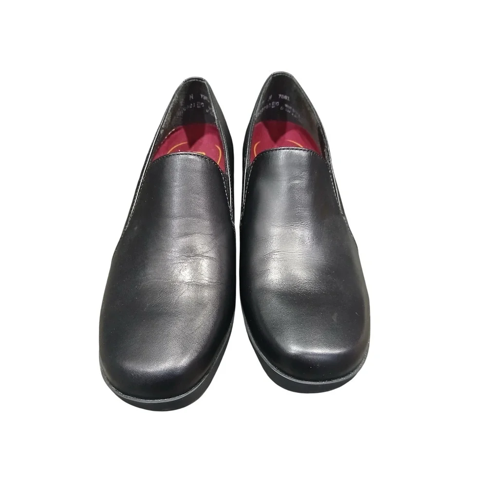 Munro American 7M Black Leather Slip On Block Heel Loafers Shoes Womens